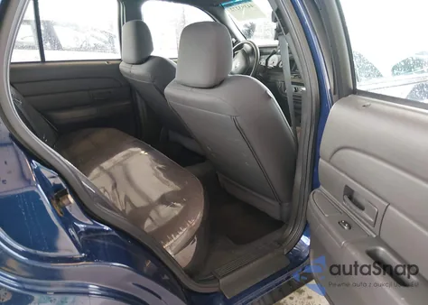 2004 Ford Crown Victoria Police z USA, uszkodzony, nr VIN 2FAHP71W24X145130